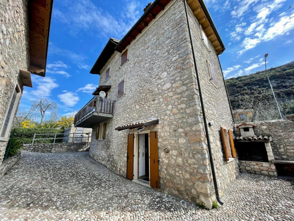 Villa Carrera Мальчезине Экстерьер фото